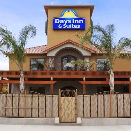 Days Inn & Suites By Wyndham Houston North-Spring Westfield Dış mekan fotoğraf