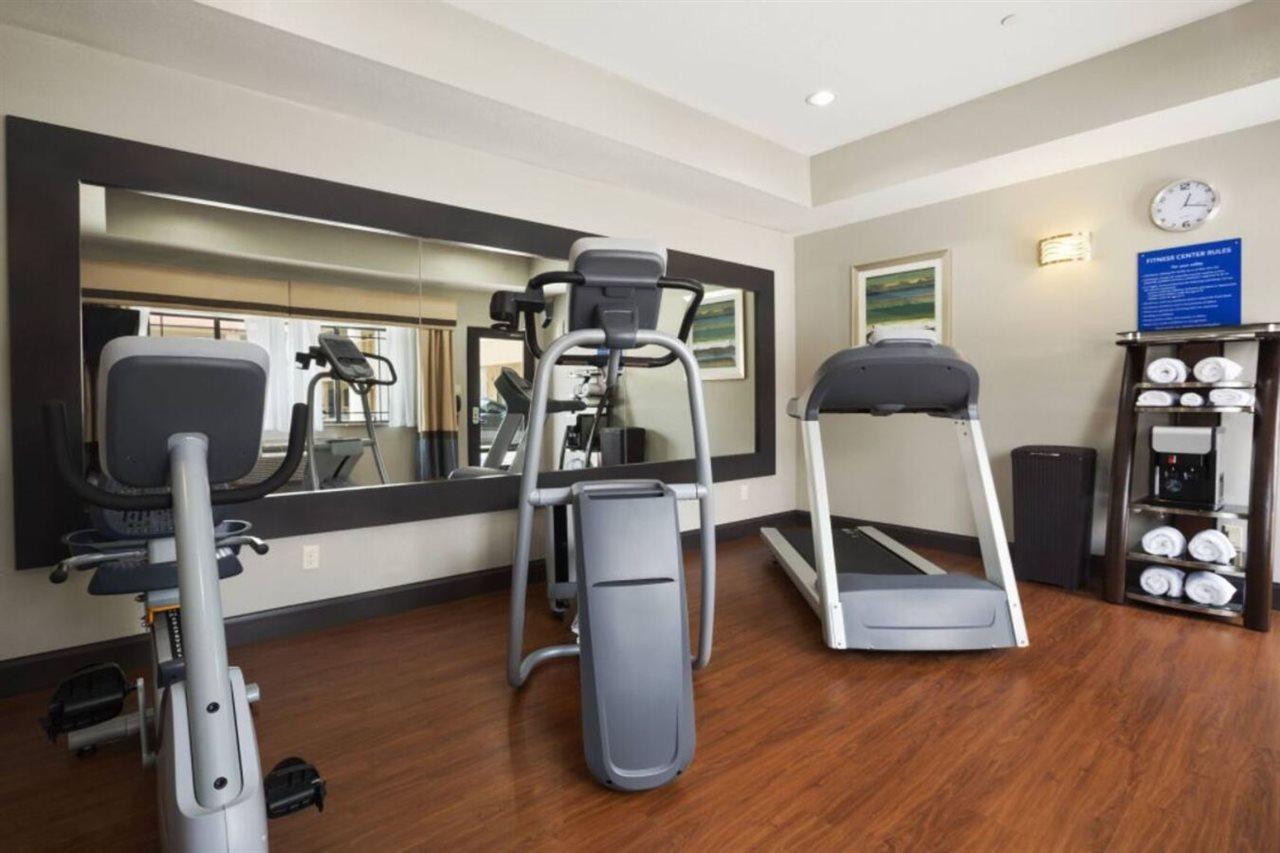 Days Inn & Suites By Wyndham Houston North-Spring Westfield Dış mekan fotoğraf